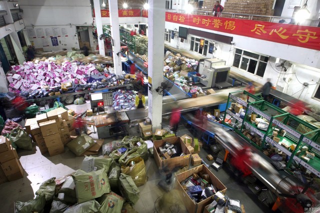 超12万人爆仓！比特币大爆发特朗普发声