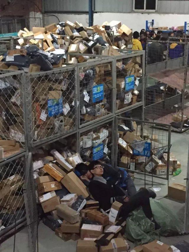 突发巨震超12万人爆仓!